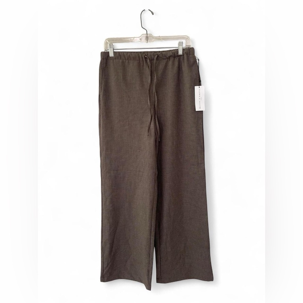 Madison D’Amelie Wide Leg Checkered Drawstring Pants in Brown